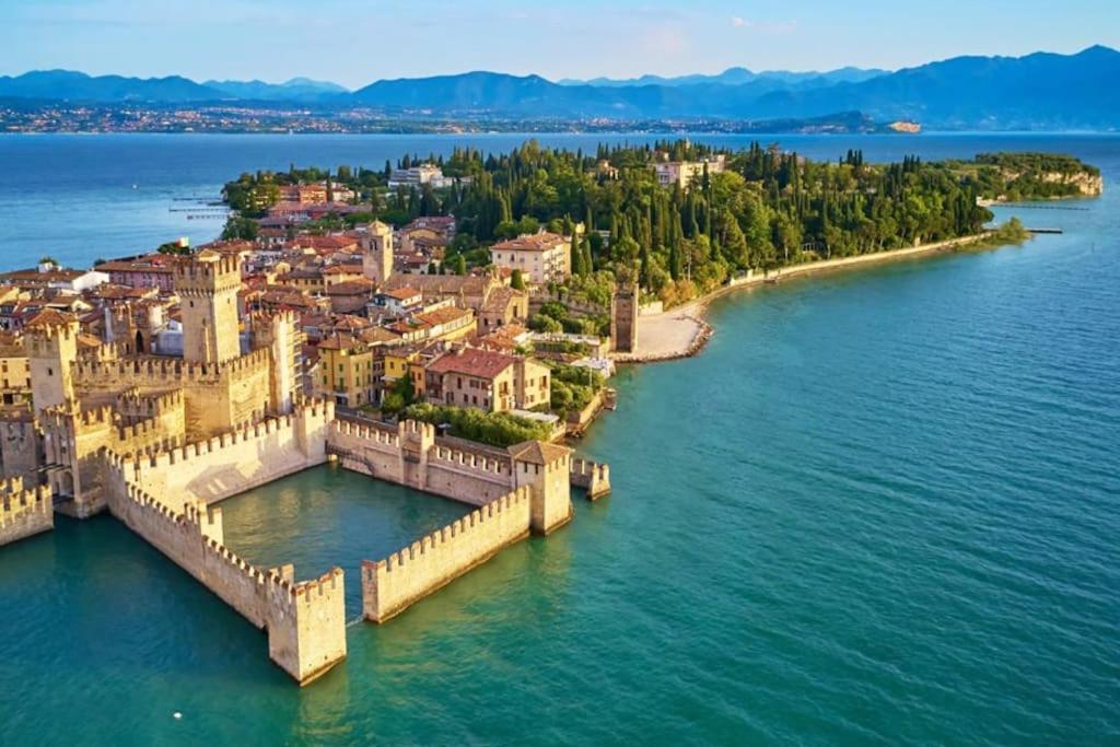 Touristic Apartment "Agata" Sirmione Exterior foto